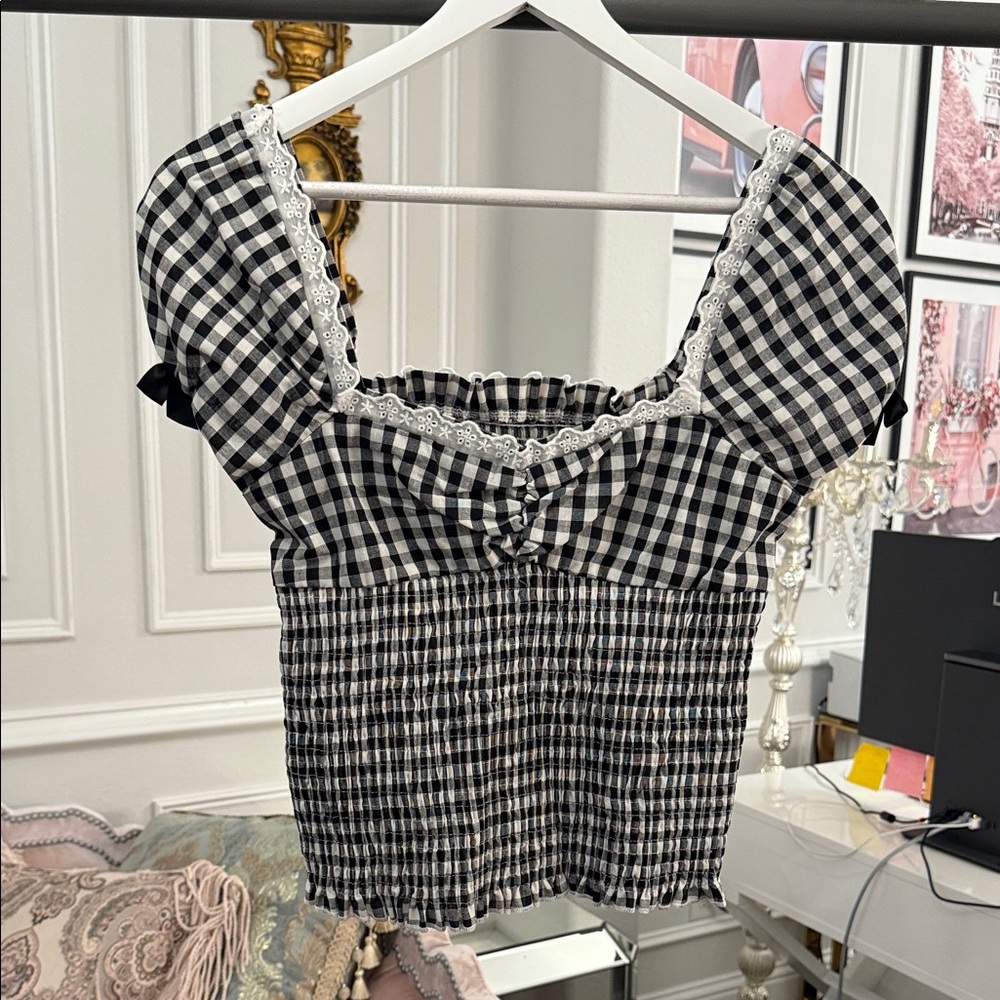Black and White Gingham Women's Top size small